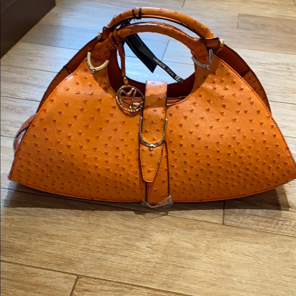 ✨NEW✨ Large handbag